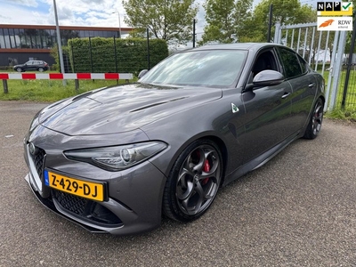 Alfa Romeo Giulia 2.9 V6 Quadrifoglio 510PK CARBON Harman