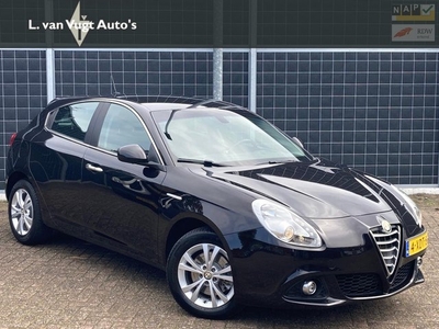 Alfa Romeo Giulietta 1.4 T Distinctive Lusso automaat