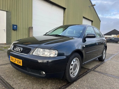 Audi A3 1.6 Attraction (bj 2003)