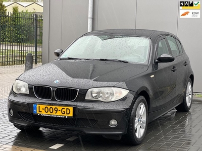 BMW 1-serie 116i Executive Airco Stoelverwarming