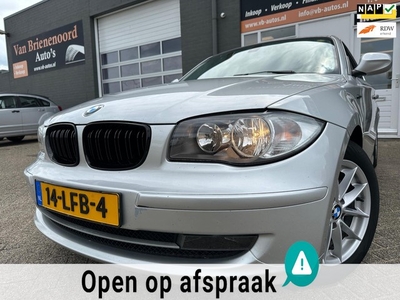 BMW 1-serie 118i Business Line 6 bak en met