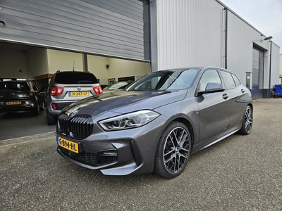 BMW 1-serie 118i High Executive M-Sportpakket +