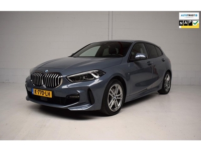 BMW 1-serie 118i M-SPORT 5-DRS ORG.NED / VIRTUAL / CAMERA /