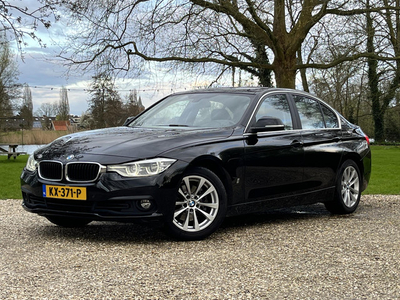 BMW 3-serie 330e High Executive, Led, Leer, Navi *NL-Auto*