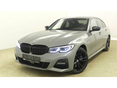 BMW 3-serie 330e M-SPORT | SHADOW | LASER | ACC | H&K |360°