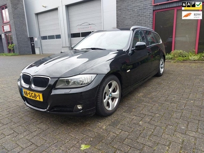 BMW 3-serie Touring 320d Efficient Dynamics Edition Luxury