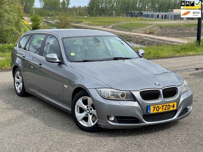 BMW 3 Serie Touring 320d Efficient Dynamics Edition Luxury Line Clima/Leder/Navi/Xenon/Nap/Boekjes