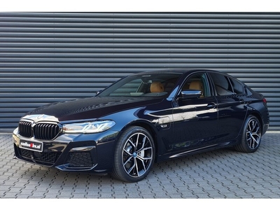 BMW 5 Serie 530e xDrive M-Sport Head-up - Laser -