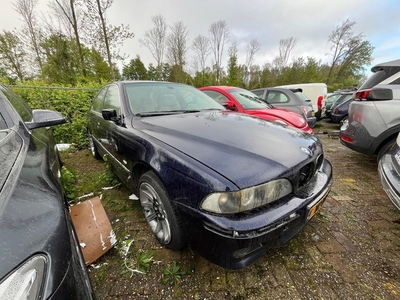 BMW 5-serie 535i Executive schuurvondst zo meenemen