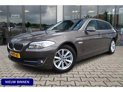 BMW 5 Serie Touring 520i Leder Navi Trekhaak