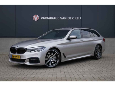 BMW 5 Serie Touring 520i M-Sport | Panorama | Trekhaak | 20