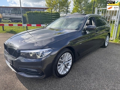 BMW 5-serie Touring 530i High Exe Panodak HuD 1ste eig