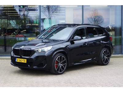 BMW X1 23i xDrive 204 PK M-Sport, Panoramadak, Elek.