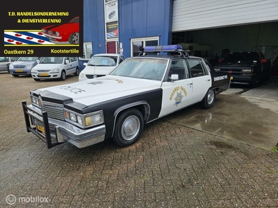 Cadillac De Ville 6 CD 69 Sedan op lpg