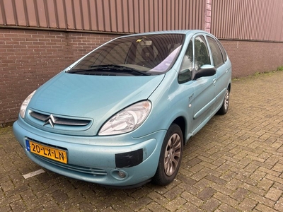 Citroen Xsara Picasso 1.8i-16V Exclusive Clima Trekhaak