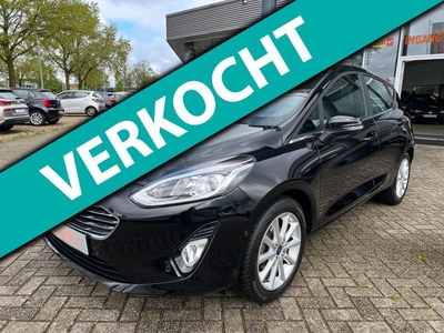 Ford Fiesta 1.0 EcoBoost Titanium, Apple carplay, navi