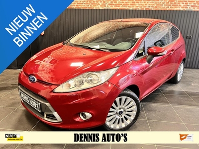 Ford Fiesta 1.25 Titanium Verw stoelen Verw voorruit