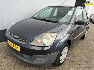 Ford Fiesta 1.4-16V Ambiente - Trekhaak