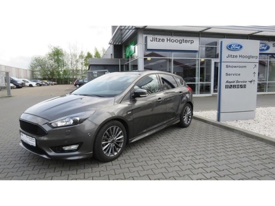 Ford Focus 1.0 ST-Line 140 pk, 5 drs, Park Pack, Winter