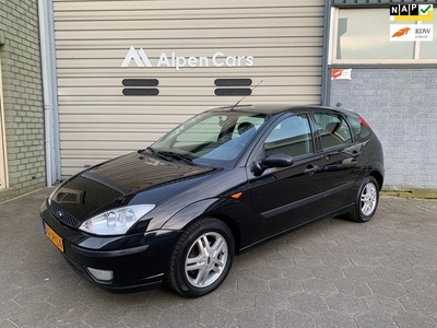 Ford Focus 1.6-16V Trend Automaat / 5-Deurs / Airco / NAP /