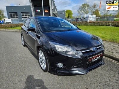 Ford Focus 1.6 EcoBoost Titanium st line 150pk navi