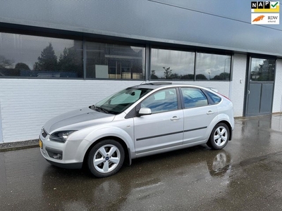 Ford Focus 2.0-16V 5Drs Automaat Schuifdak Pdc Trekhaak Nap