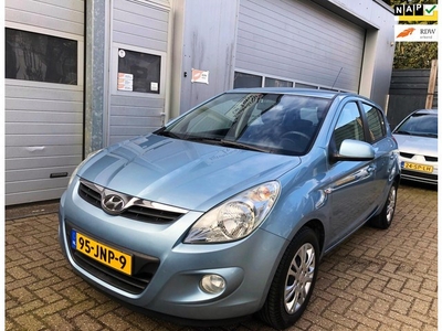 Hyundai I20 1.4i DynamicVersion 5DR 2009-Verkocht !!!