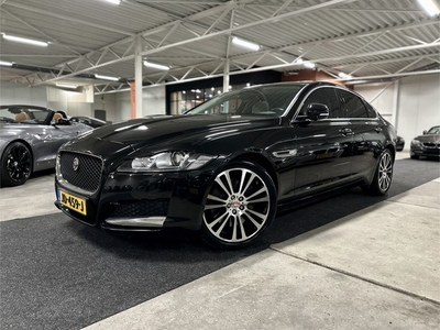 Jaguar XF 3.0 D Portfolio l 306pk l Facelift l Pano l