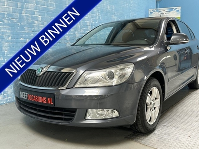 Škoda Octavia 1.2 TSI Active CRUISE NAVI CLIMA TREKHAAK