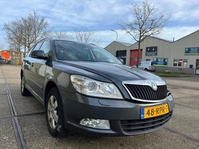 Škoda Octavia Combi 1.2 TSI Elegance (bj 2011)