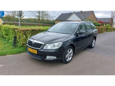 Škoda Octavia Combi 1.2 TSI Elegance Business Line ECC/NAVI