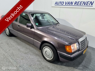 Mercedes 200 E 1993 benzine ,trekhaak afneembaar