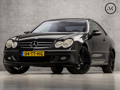 Mercedes-Benz CLK-Klasse Coupé 200 K. Avantgarde Sport 164Pk Automaat (YOUNGTIMER, LOGISCH NAP, SCHERM, STOELVERWARMING, GETINT GLAS, LEDEREN SPORTSTOELEN, CLIMATE, ZWART HEMEL, NIEUWE APK, NIEUWSTAAT)