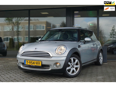 Mini Cooper 1.6 Chili | Clima | Cruise | Pano| Elek.ramen | Stoelverwarming | LMV | Stoer!