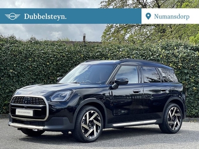 MINI Countryman 1.5 C Favoured Trim 19'' Panorama JCW