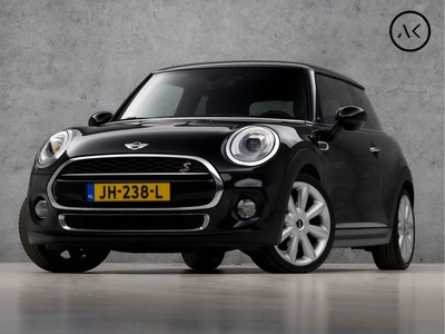 MINI Mini 1.5 Cooper Serious Sport (GROOT NAVI, CLIMATE