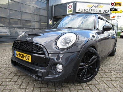 Mini Mini 2.0 Cooper S Chili / Automaat / PANO / 2x PDC /