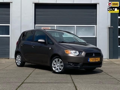 Mitsubishi Colt 1.3 Edition Two LEDEREN BEKLEDING/TREKHAAK