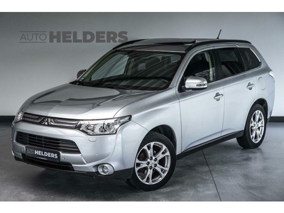 Mitsubishi Outlander 2.0 Intense+ Leder Dakraam Carplay Trek