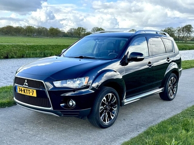 Mitsubishi Outlander 2.0 NL auto Dealer onderhouden !