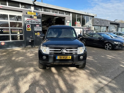 Mitsubishi Pajero 3.2 DI-D Invite High Roof Van