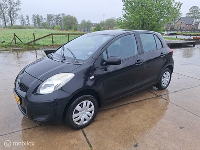 NIEUWE APK!! Toyota Yaris 1.0 VVTi Acces