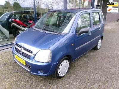 Opel Agila 1.0-12V Essentia