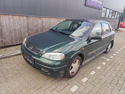 Opel Astra 1.6- AIRCO ECO TEC