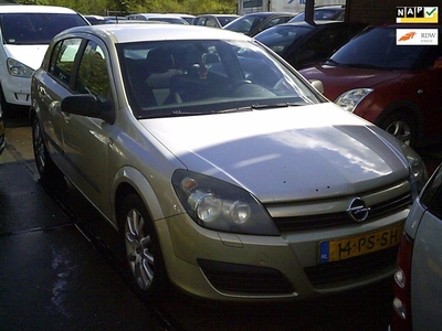 Opel Astra 1.6 Sport airc 5 drs elek pak nap apk