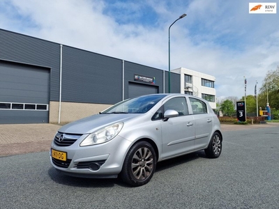 Opel Corsa 1.4-16V Business 5 DEUR AIRCO 2 X SLEUTELS