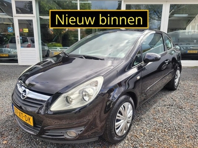 Opel Corsa 1.4-16V Enjoy AUTOMAAT / PDC / ISOFIX / AIRCO /