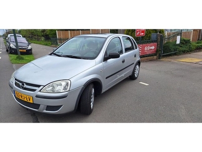 Opel Corsa 1.4-16V Rhythm