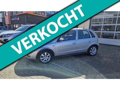 Opel Corsa 1.4-16V Silverline 5 Deurs Automaat