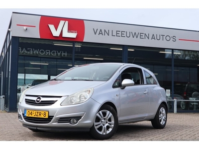 Opel Corsa 1.4-16V White Edition Airco Radio CD APK